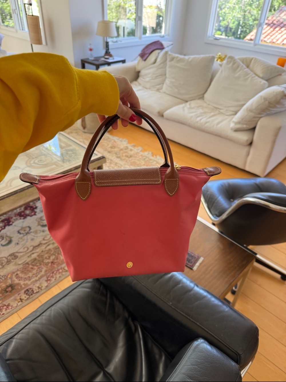Longchamp small tote in raspberry with brown trim - Picture 6 of 6